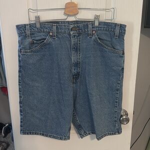 Men’s Levi’s shorts
